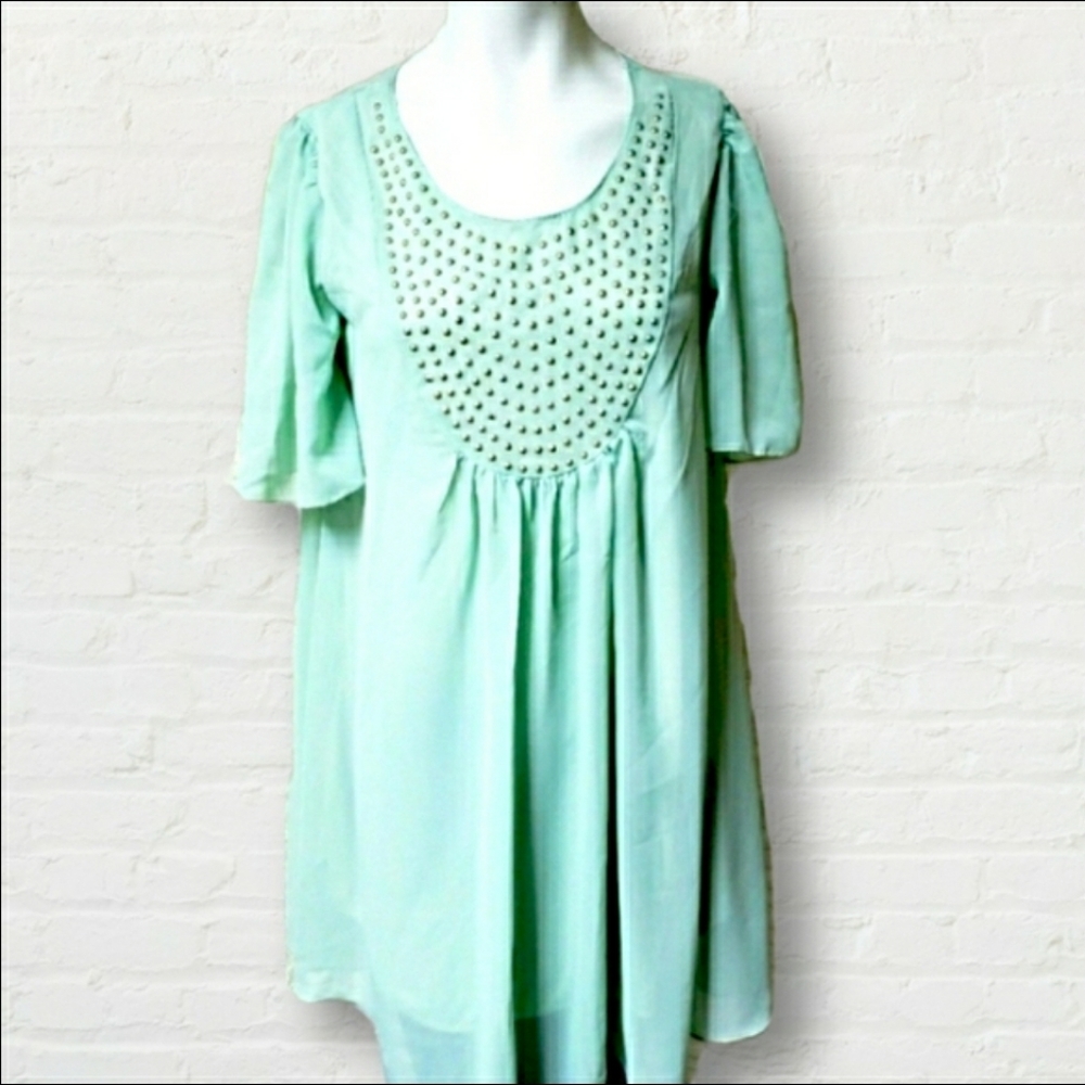 NWT Gold studded mint green long tunic flowy shirt medium large